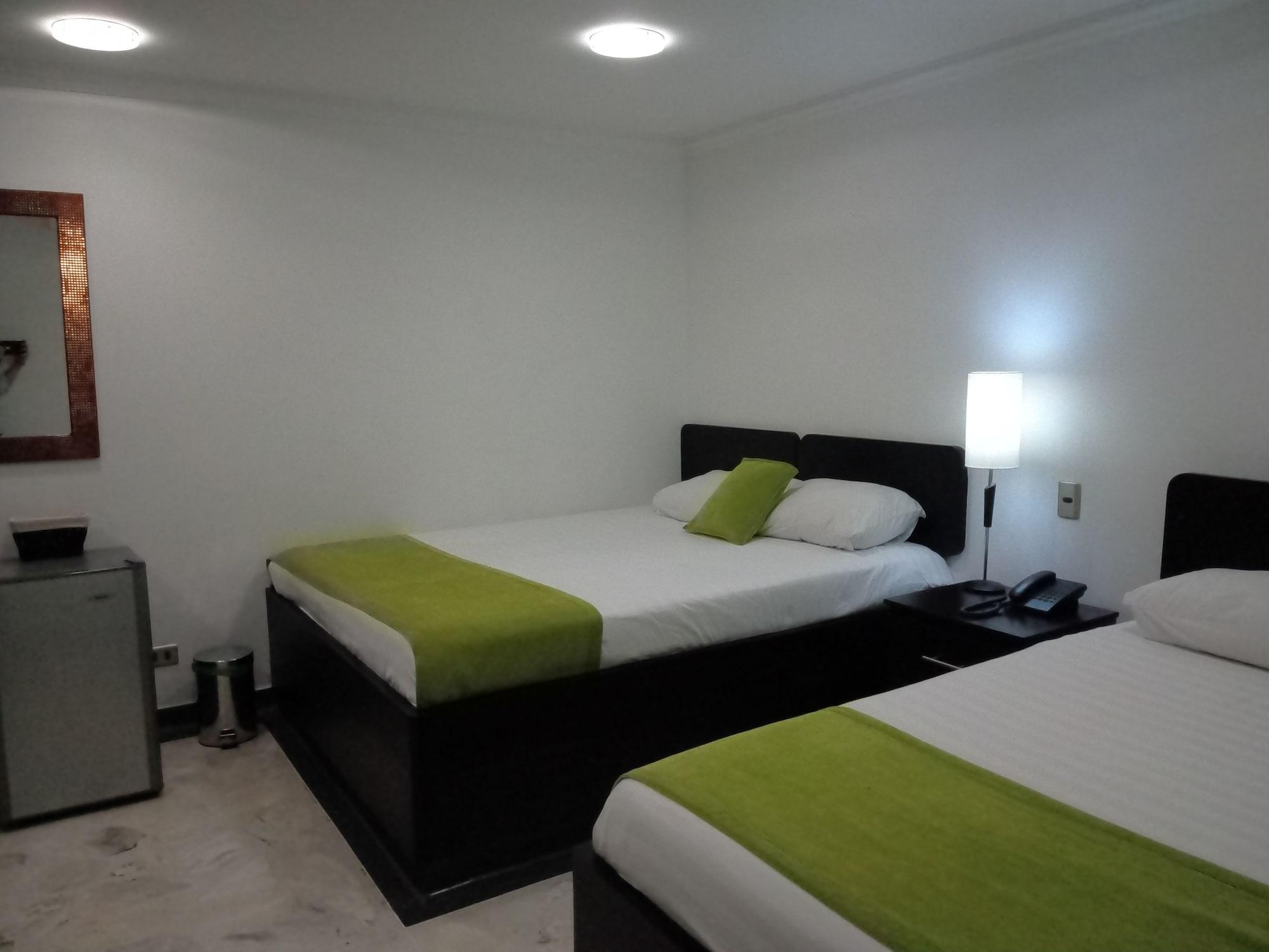 Hotel Calasanz Real Medellin Ngoại thất bức ảnh