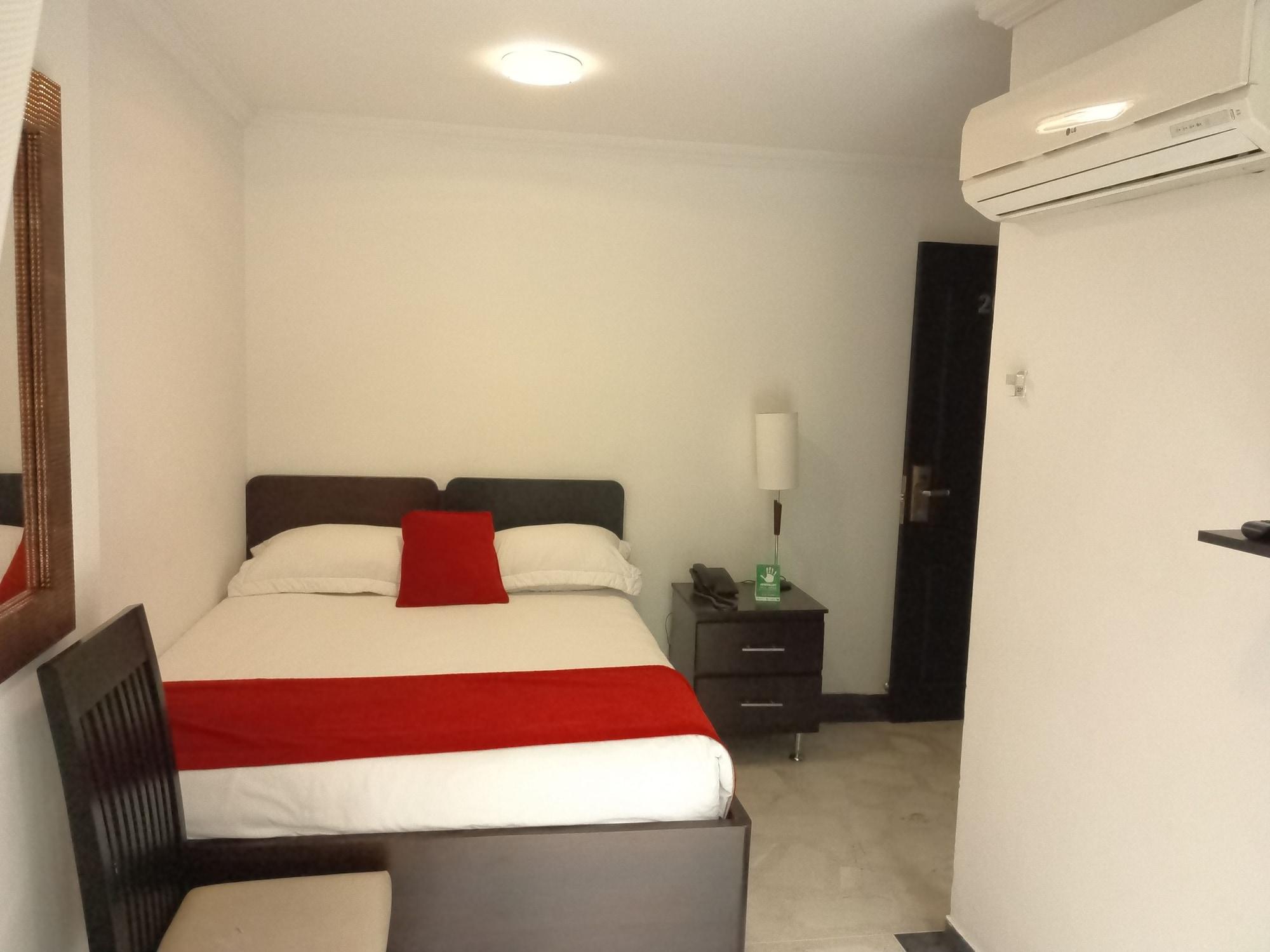 Hotel Calasanz Real Medellin Ngoại thất bức ảnh
