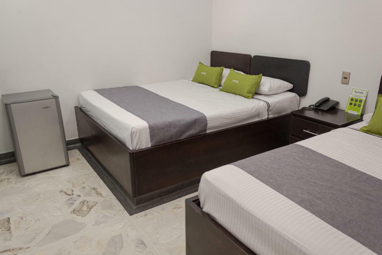 Hotel Calasanz Real Medellin Ngoại thất bức ảnh