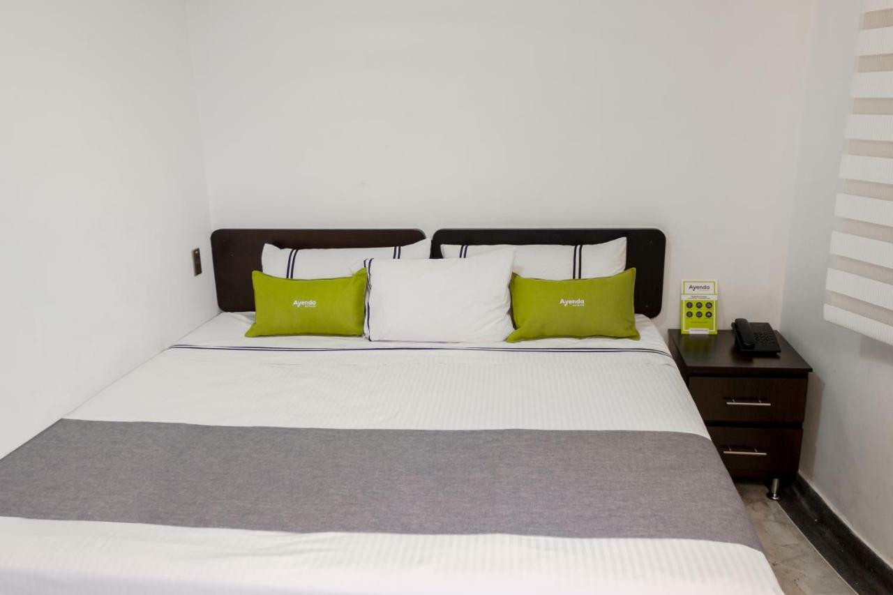 Hotel Calasanz Real Medellin Ngoại thất bức ảnh