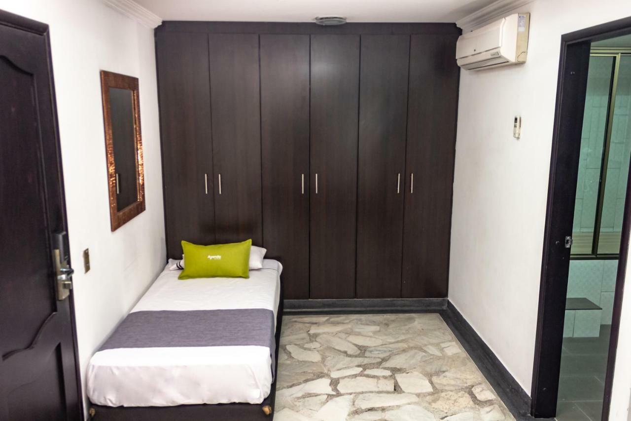 Hotel Calasanz Real Medellin Ngoại thất bức ảnh